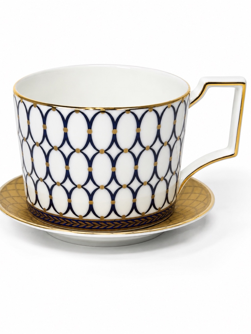 Wedgwood England 1759 Renaissance Gold Tea Cup Fine Bone China